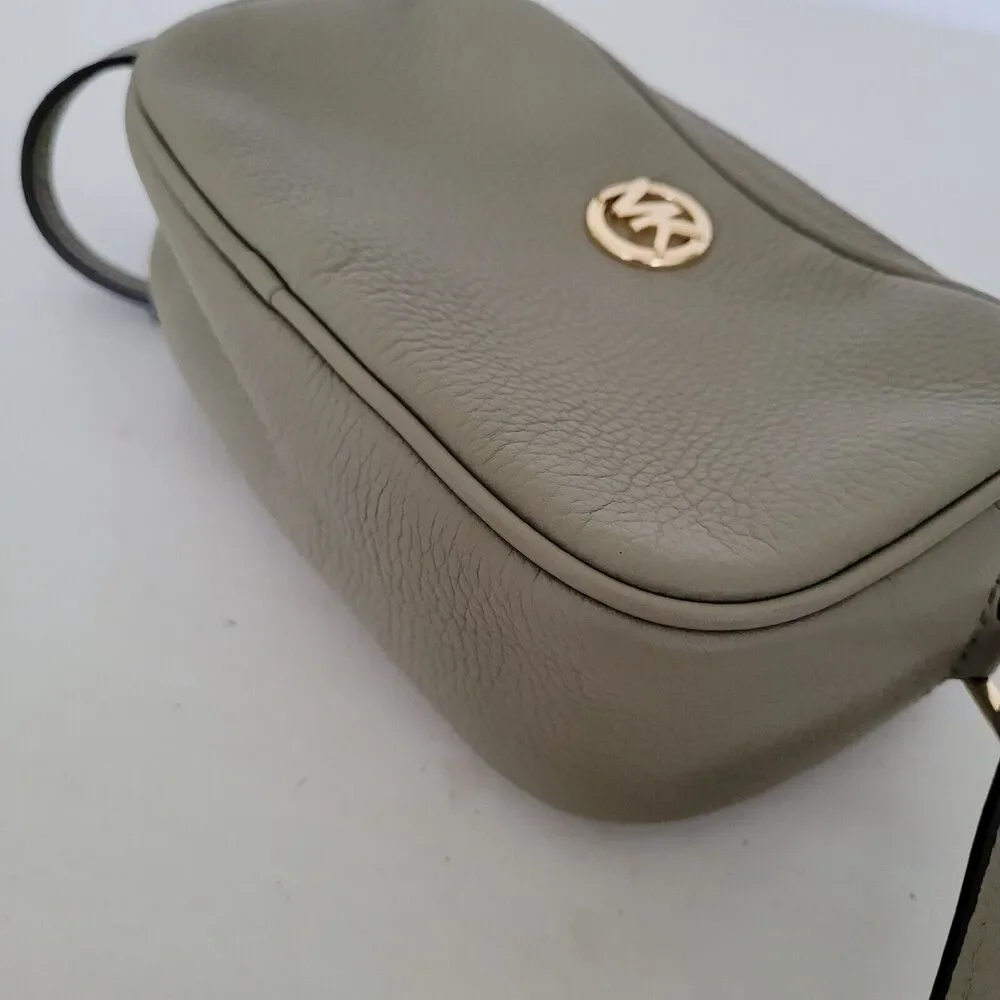 Michael Kors Double Zip Crossbody Dusty Sage Shoulder Bag Purse Small Camera New